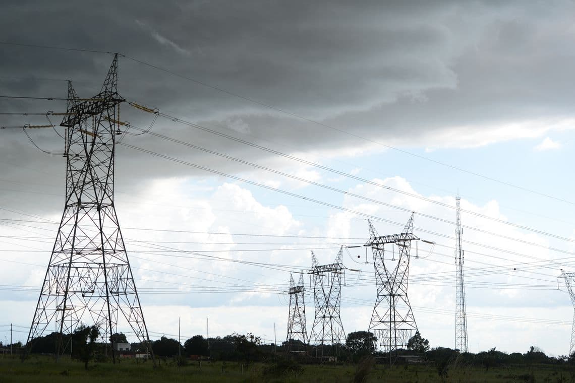 Em busca de formas de baratear o custo da energia elétrica no país, Governo estuda substituição de termelétricas a óleo por gás natural