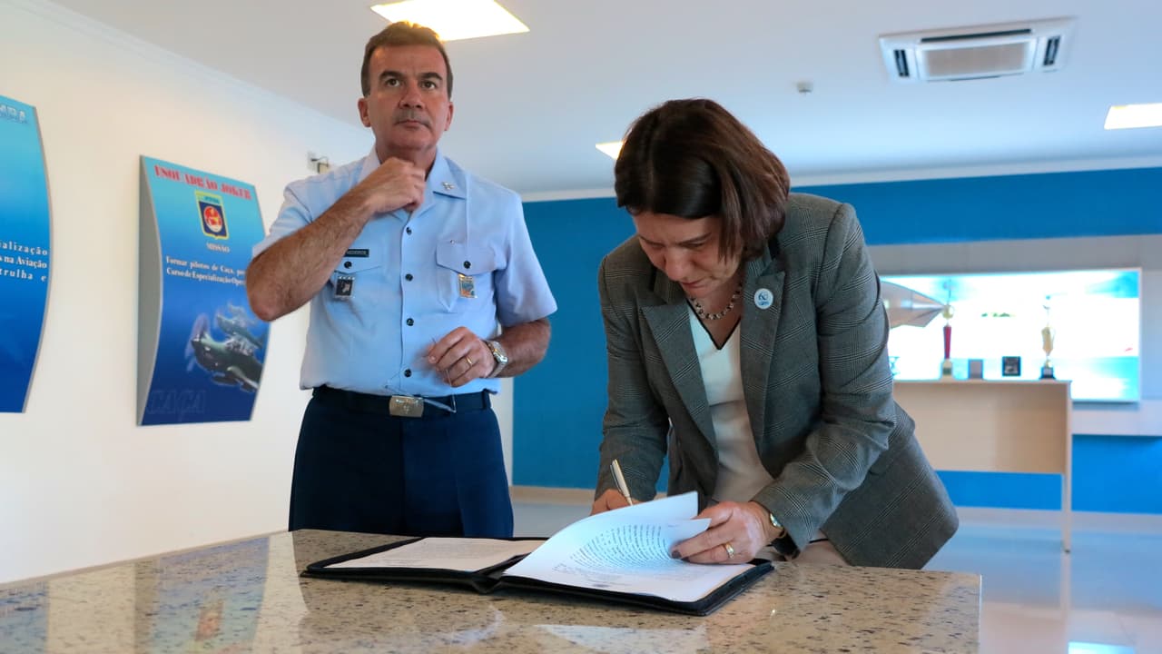 UFRN e Força Aérea Brasileira assinam acordo de cooperação acadêmica