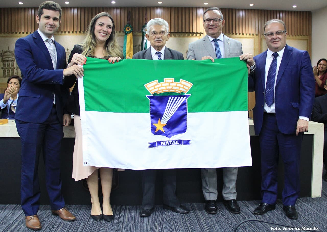 FOTO: Câmara Municipal concede cidadania natalense ao advogado Manoel Medeiros