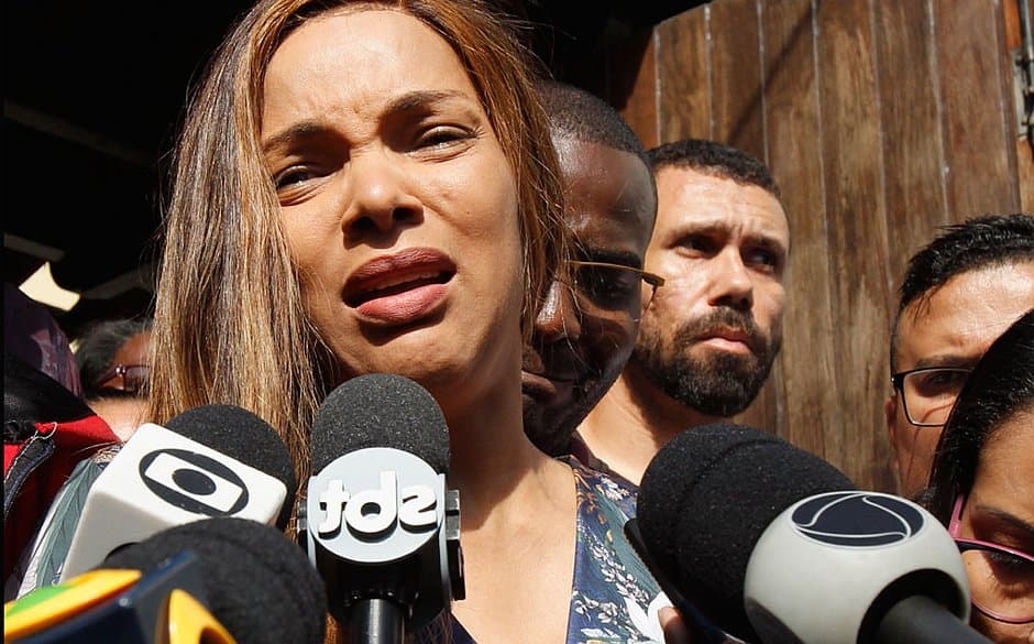 Deputada que teve marido assassinado cita calúnias e defende os filhos