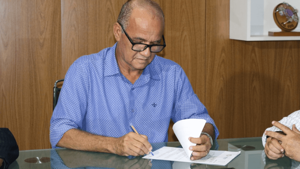 OPORTUNIDADE: Prefeitura de Parnamirim assina contrato para concurso com 50 vagas para Guarda Municipal