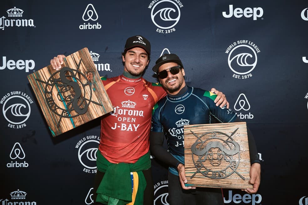 Potiguar Ítalo Ferreira enaltece Gabriel Medina após final em J-Bay: "Surfou de forma incrível"