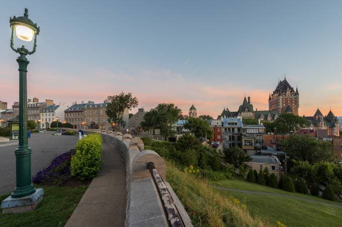 Cidade do Canadá abre 430 vagas de emprego e recruta brasileiros