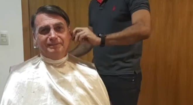 Bolsonaro diz que pai de presidente da OAB não foi morto por militares, e responde Santa Cruz o que diz saber sobre o caso