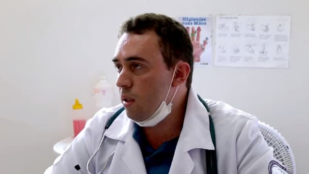 Governo regulamenta concessão de residência por prazo indeterminado a cubanos que atuaram no Mais Médicos