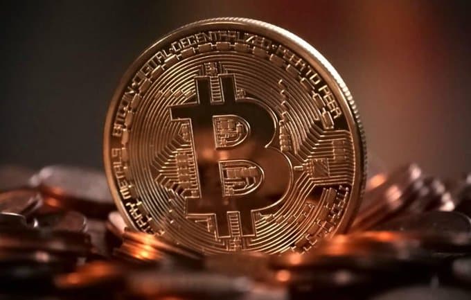 Banco Central do Brasil passa a reconhecer criptomoedas como bens