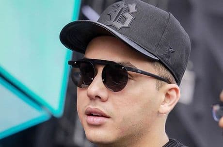 Wesley Safadão é acusado de pagar perfis de fofoca em rede social; cantor nega e diz que se trata de  ‘uma grande mentira'