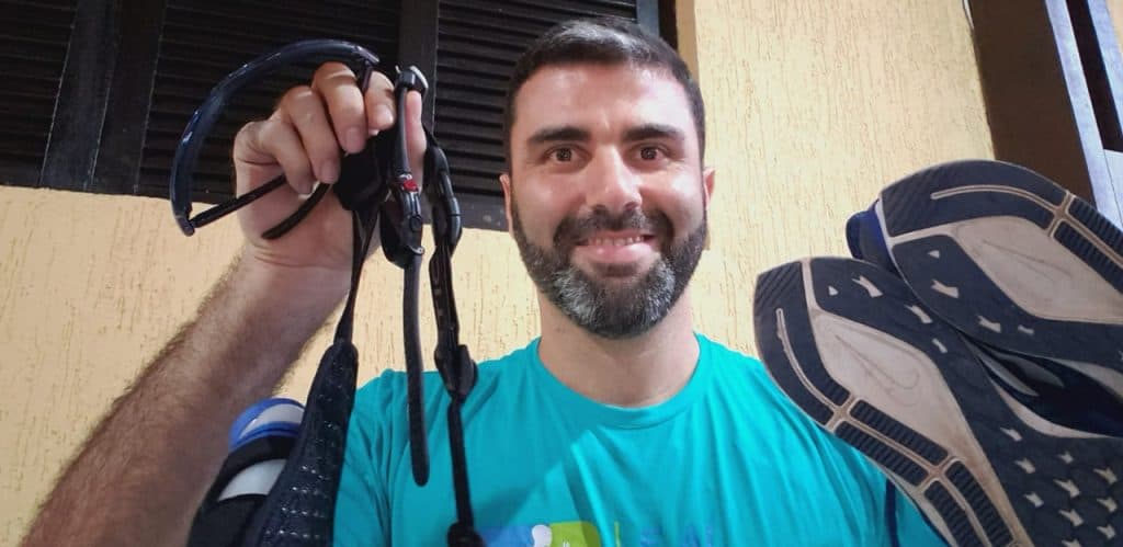 Nem tanto, nem tão pouco. Quanto você vai investir na vida de corredor depende apenas de você e seus objetivos