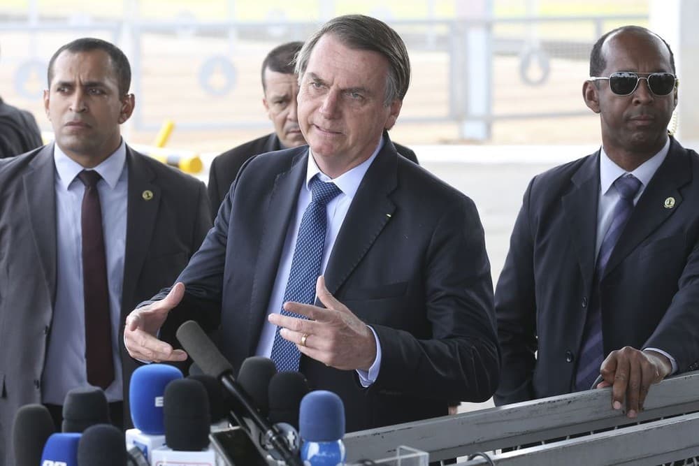 Bolsonaro sanciona Lei do Abuso de Autoridade com 36 vetos em 19 artigos