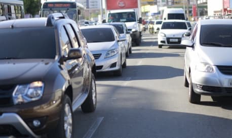 Nova lei determina que locadoras no Ceará usem apenas carros licenciados no estado