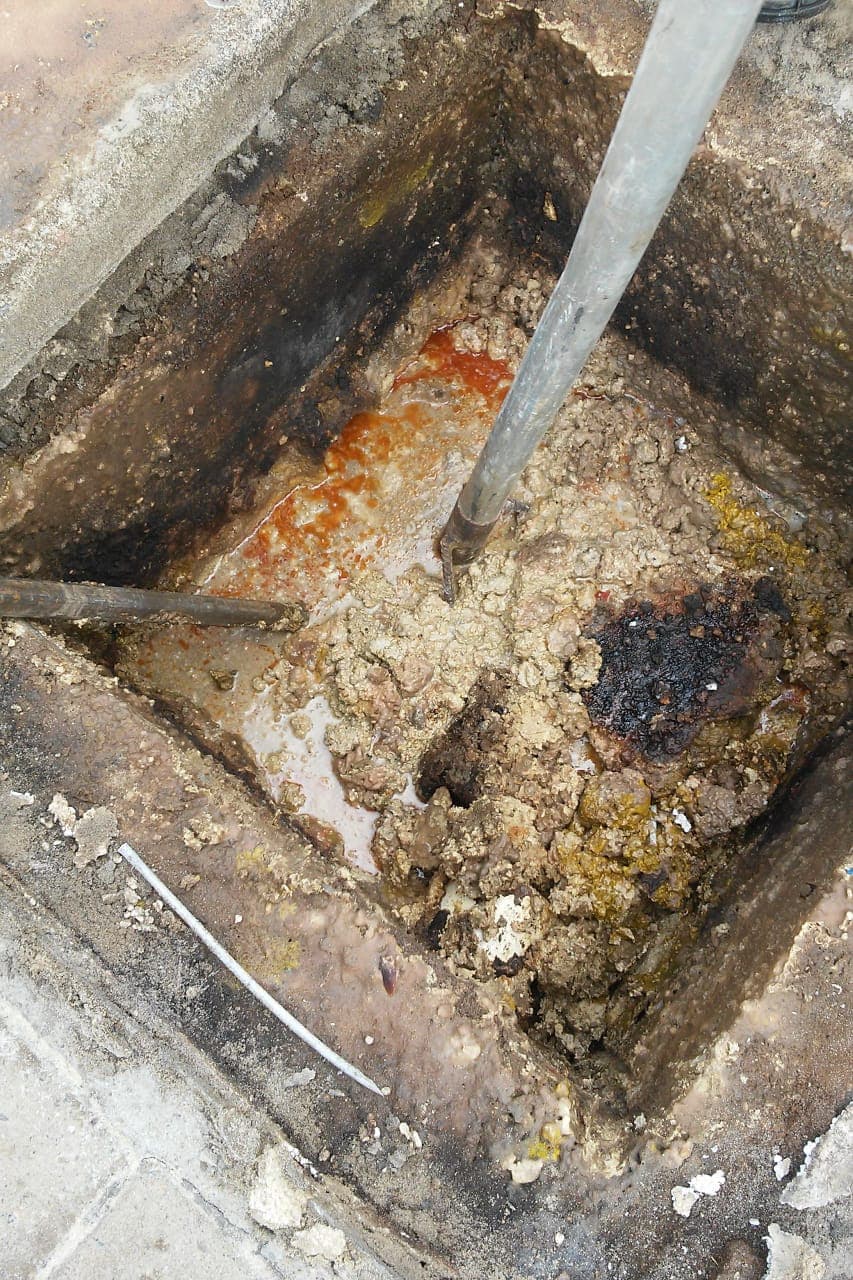 Óleo de fritura provoca “infarto” no sistema de esgotamento sanitário, alerta Caern