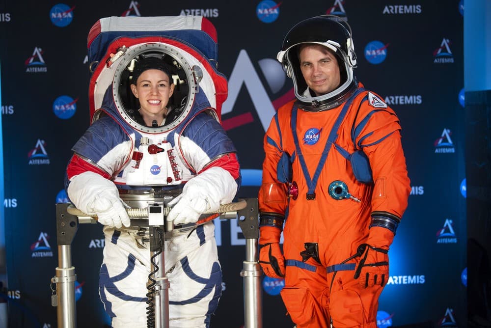 FOTOS: Nasa apresenta trajes espaciais mais flexíveis para próxima missão na Lua
