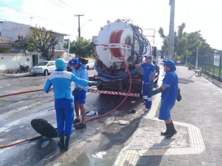 Caern indenizará casal que teve residência inundada por esgoto