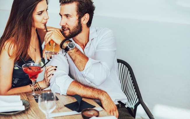 Curso para conquistar um homem rico: como é participar da "Escola da Elite"