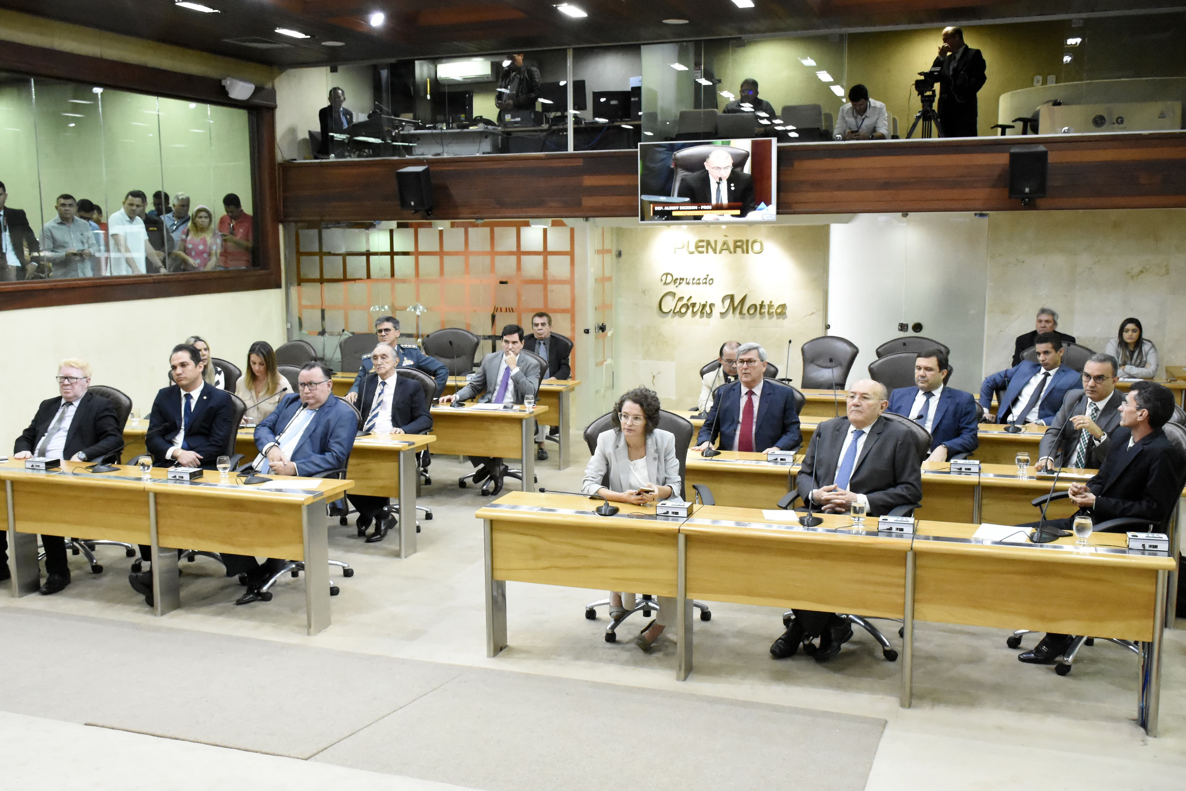 Deputados aprovam por unanimidade projeto que reestrutura carreira dos policiais no RN