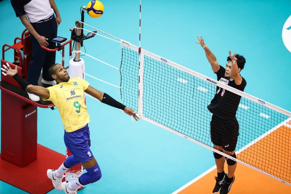 Brasil derrota o Japão por 3 a 1 e conquista o tri da Copa do Mundo masculina de vôlei