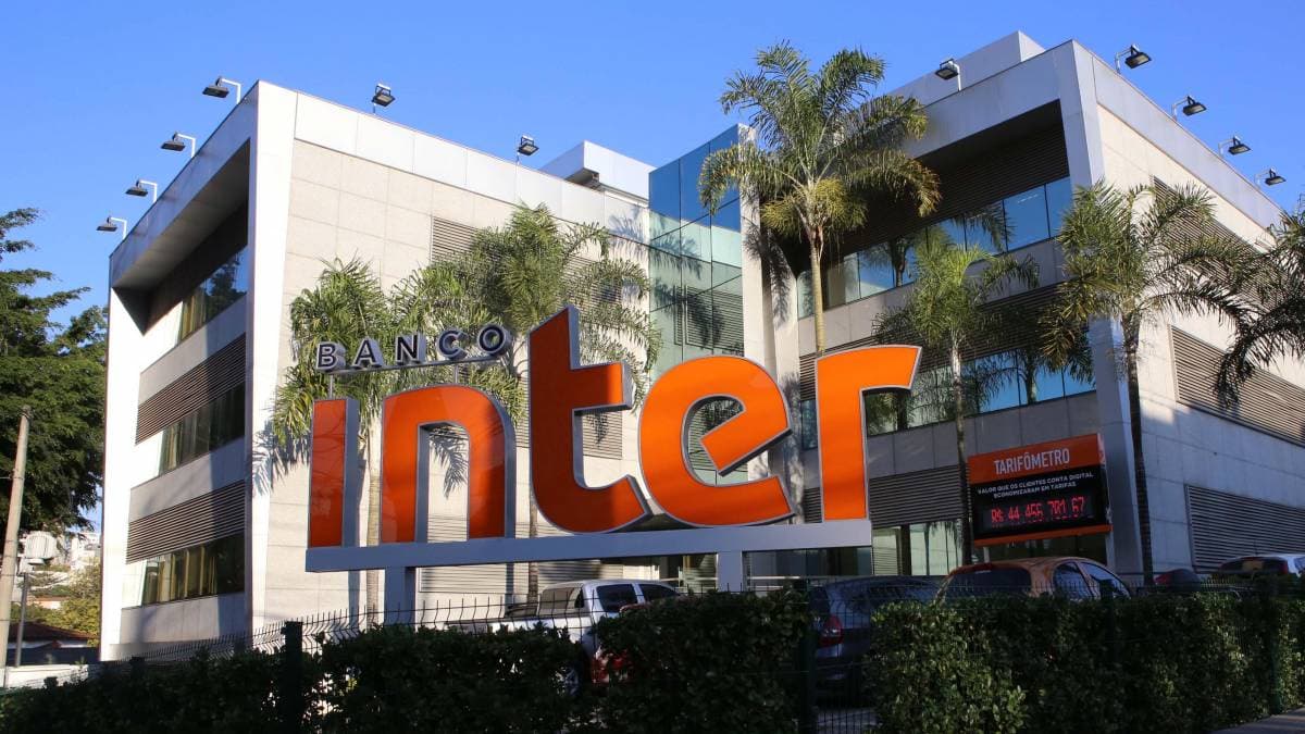 Após rápido crescimento graças às contas correntes digitais gratuitas, Banco Inter agora se prepara para lançar um "super aplicativo"