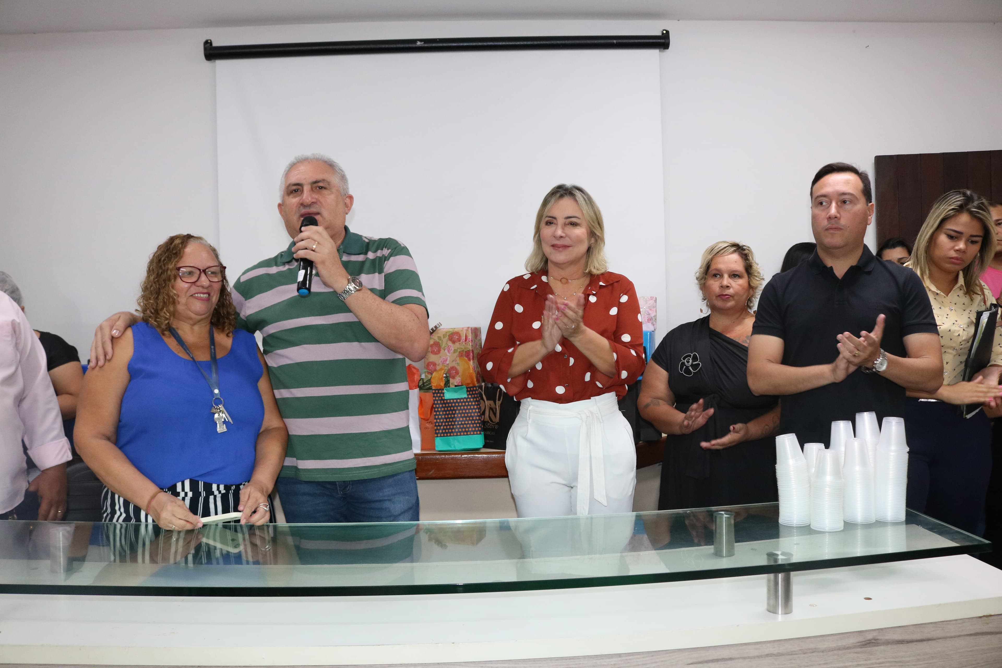 Presidente da Câmara Municipal de Parnamirim anuncia benefício para servidores