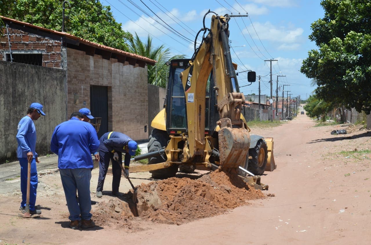 Prefeitura de São Gonçalo assina ordem de serviço para pavimentação de rua no Bairro Jardins