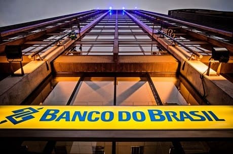 Ações do Banco do Brasil despencam após presidente dos Correios abrir negociação de empréstimo bilionário
