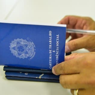 Governo analisa derrubar taxação do Seguro-desemprego