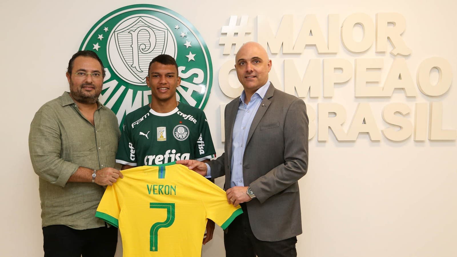 Palmeiras cogita antecipar a promoção do potiguar Gabriel Veron ao elenco profissional