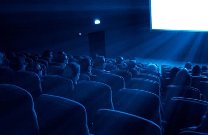 Bolsonaro veta projeto que concede incentivos ao cinema brasileiro