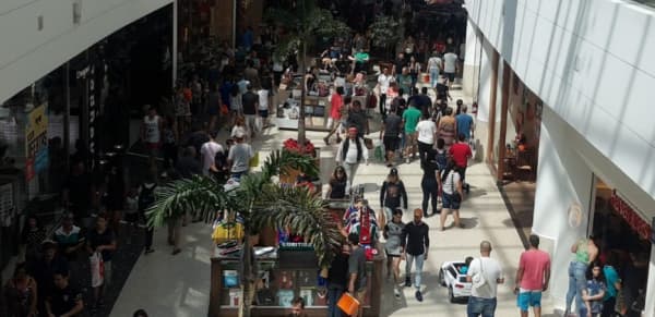 Comércio da capital potiguar e centros comerciais funcionam em horário especial neste fim de ano; confira