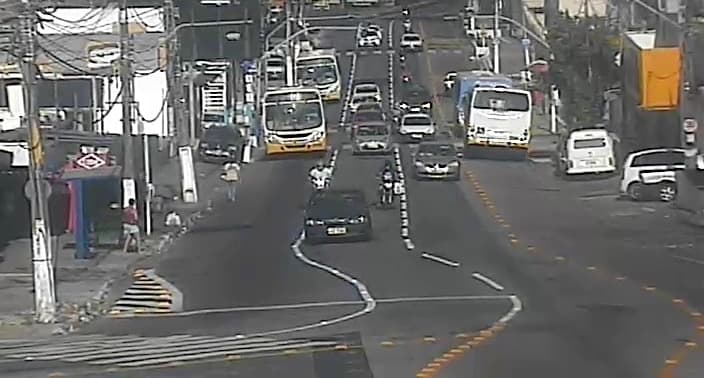 Uma das vias mais movimentadas de Natal, Mário Negócio ganha faixa semi-exclusiva de ônibus no trecho entre a (AV. 5) até a Av. Felizardo Moura a partir de segunda