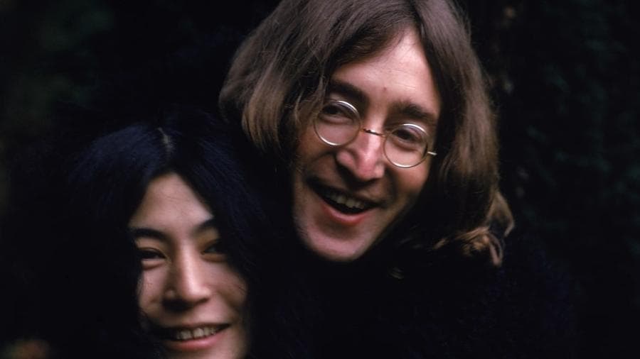 ENTREVISTA REVELADORA: Yoko Ono acredita que John Lennon era bissexual