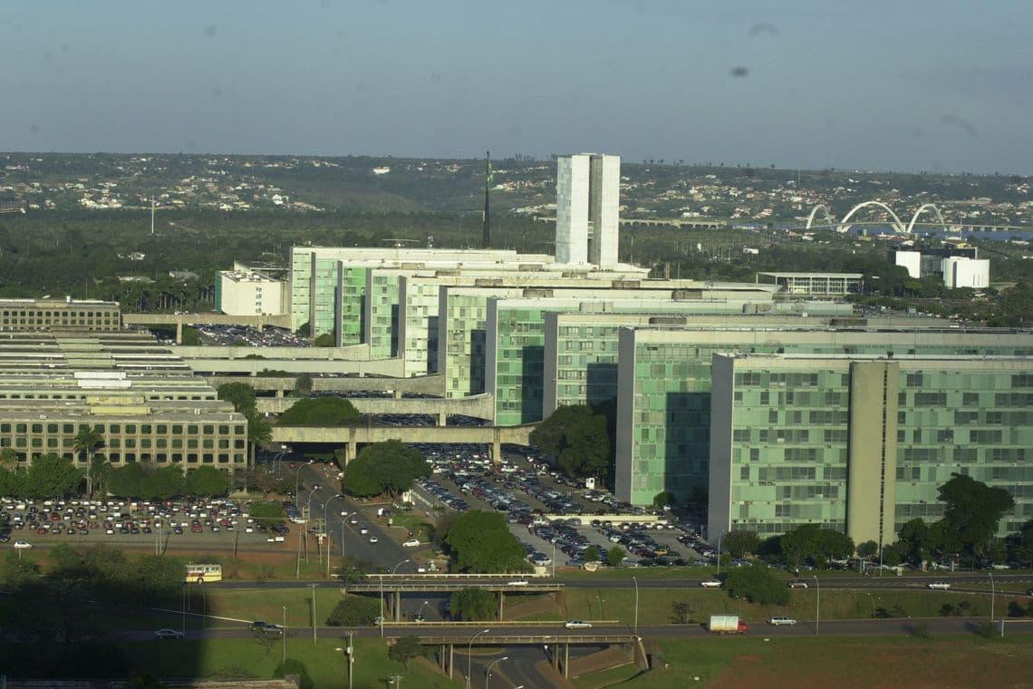 Funcionalismo custa R$ 750,9 bilhões com 11,4 milhões de servidores