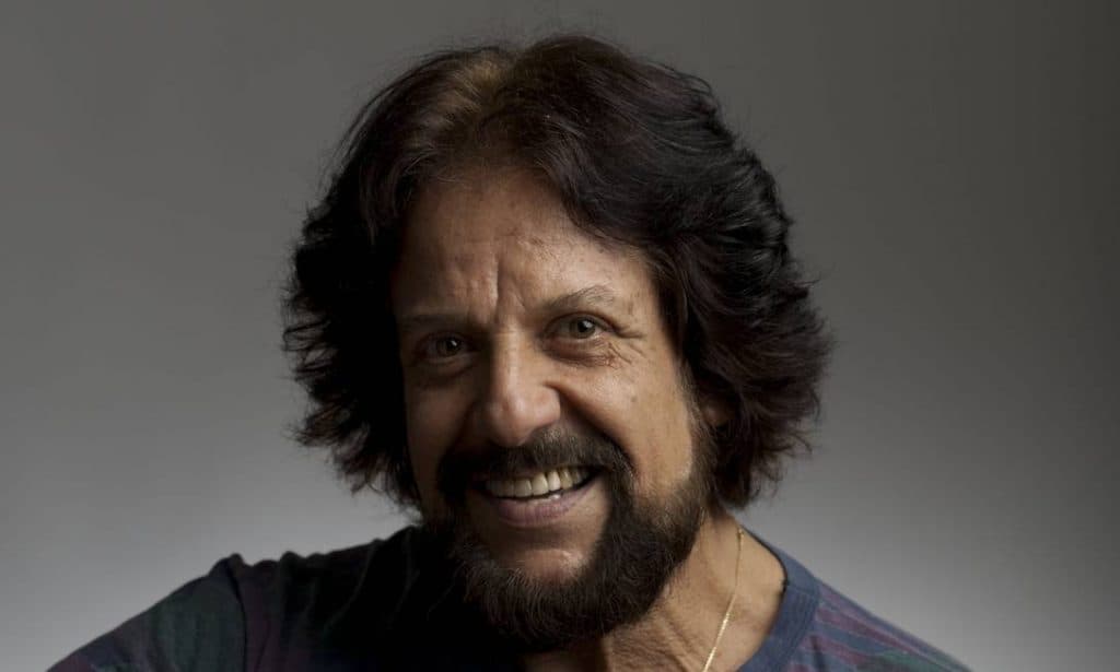 Morre o cantor e compositor Tunai, aos 69 anos