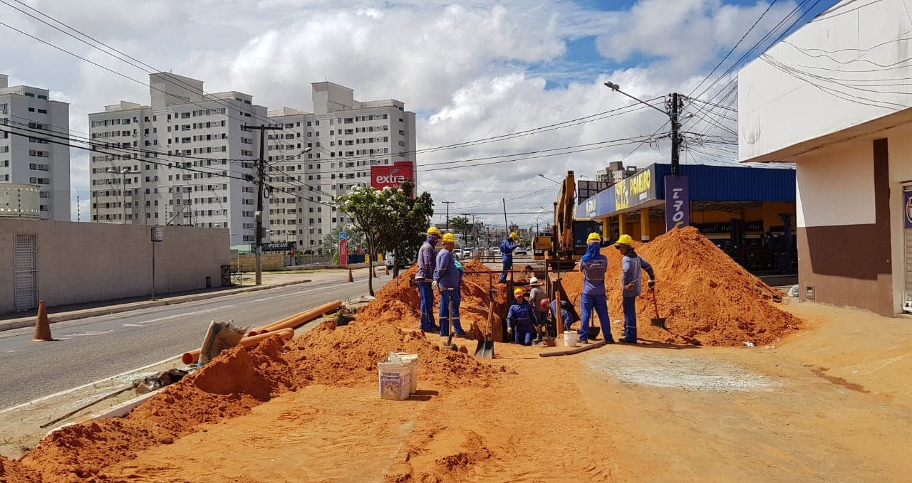 Secretaria Municipal de Obras Públicas de Parnamirim inicia novo trecho do saneamento na Maria Lacerda