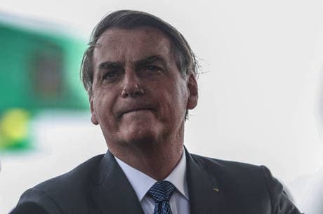 Bolsonaro demite secretário da Casa Civil por viagem em voo da FAB: "É inadmissível o que aconteceu. Ponto final"