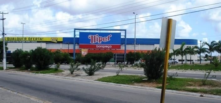 Unidade do Hiper Bompreço em Ponta Negra será fechada e inicia "queima de estoque"