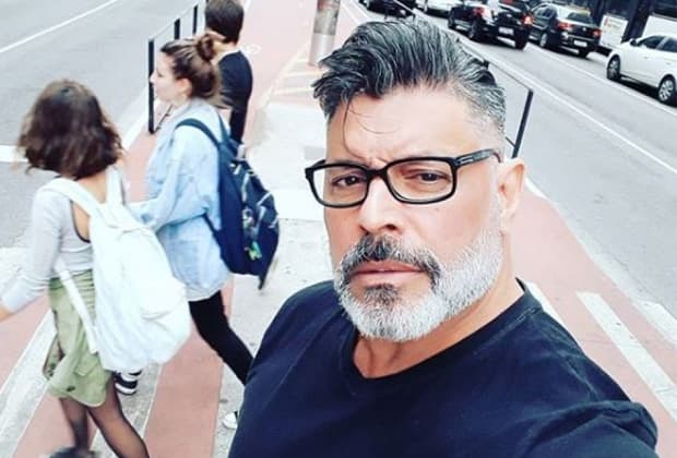 Frota diz que vai assistir vídeos pornô do filho de 19 anos para “ver se ficou bom”