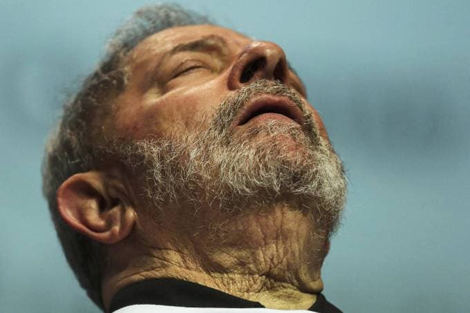 Amigo de Lula há quase três décadas diz que caso do ex-presidente com Janja começou quando Marisa era viva