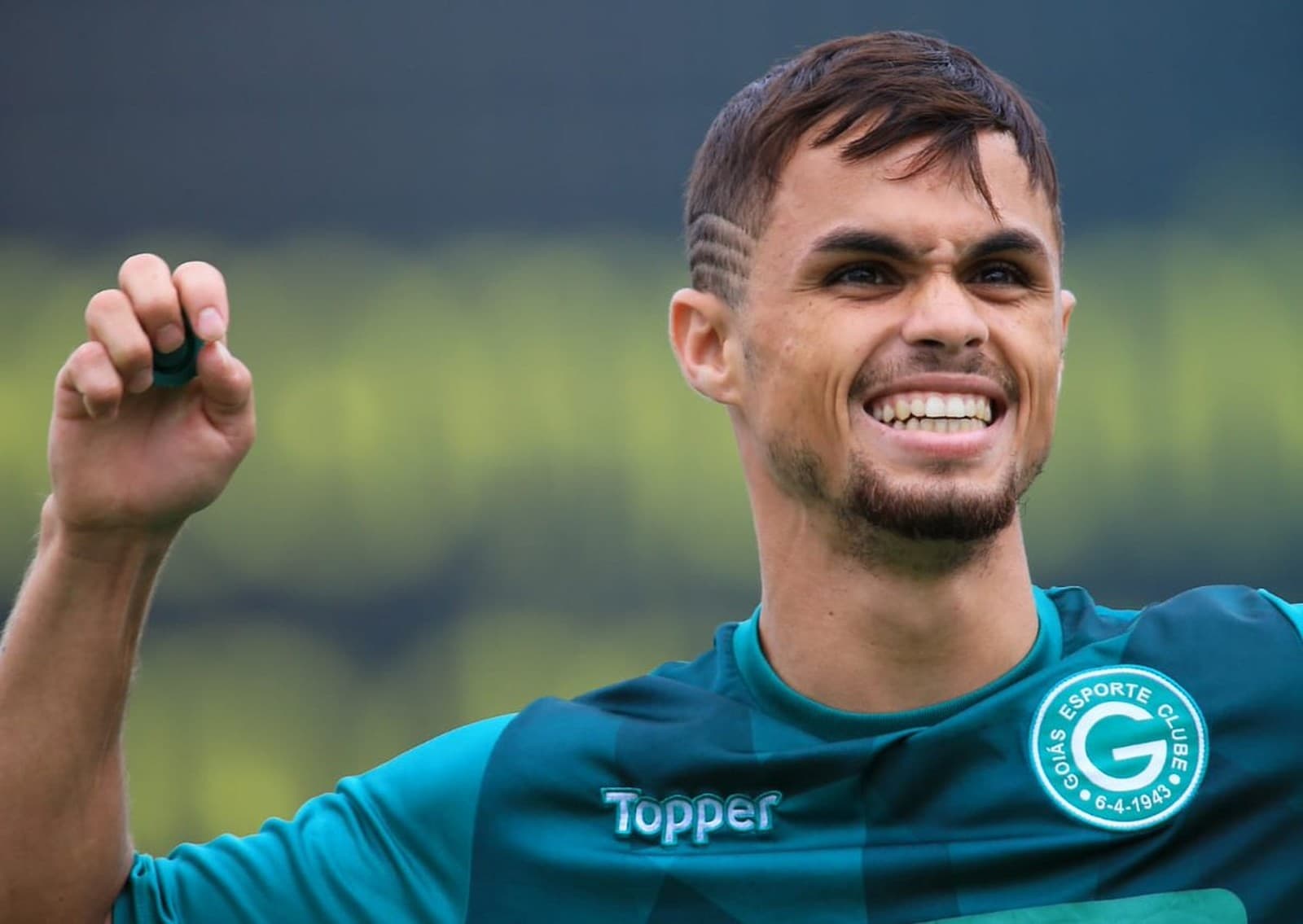 Goiás oficializa venda de Michael, revelação do Brasileirão, ao Flamengo; jogador de 23 anos não teve início de carreira convencional