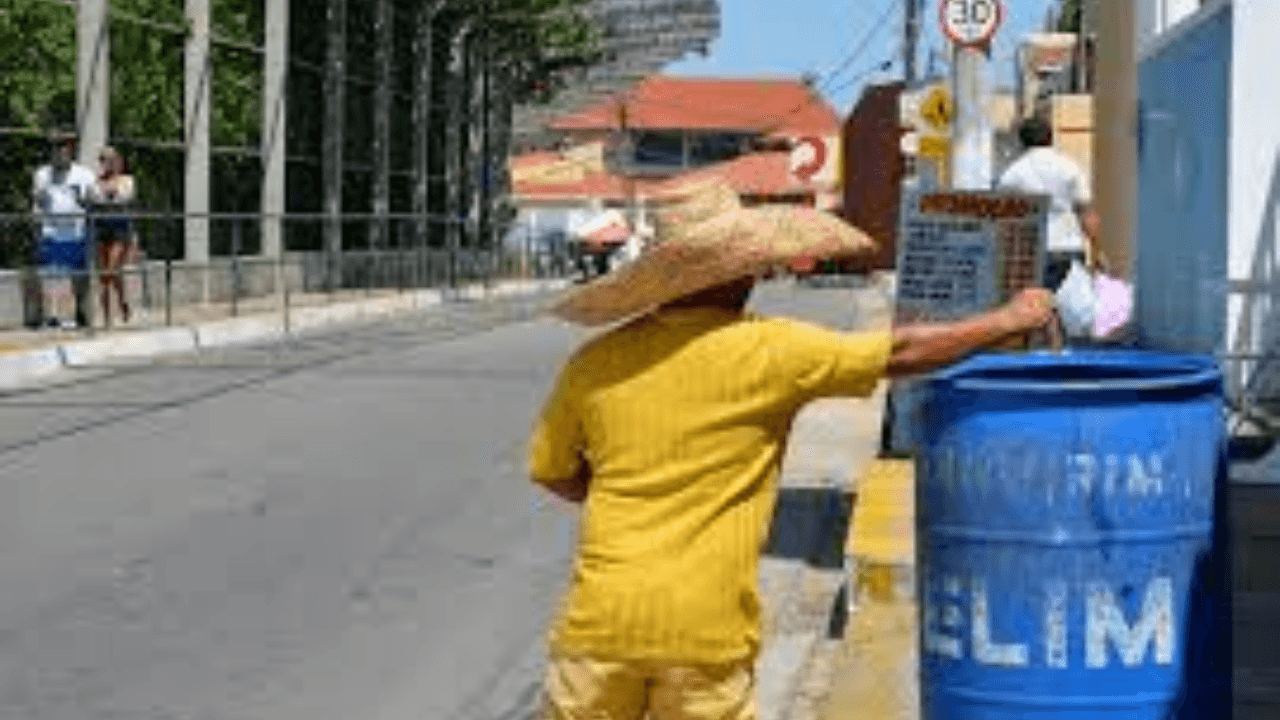 Prefeitura de Parnamirim pede colaboração de veranistas para garantir coleta eficiente no litoral