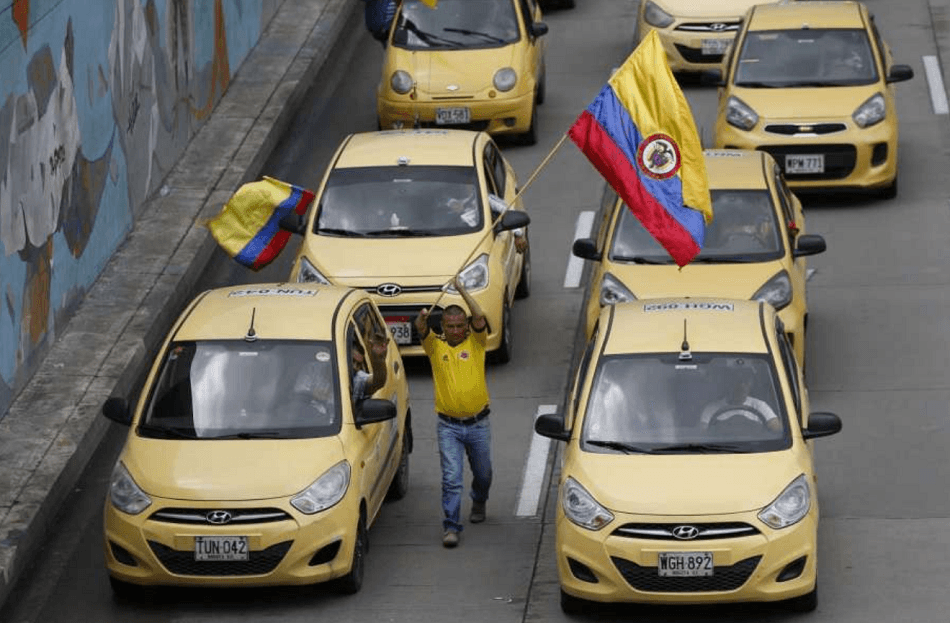 Uber é banida na Colômbia e deve encerrar atividades em fevereiro