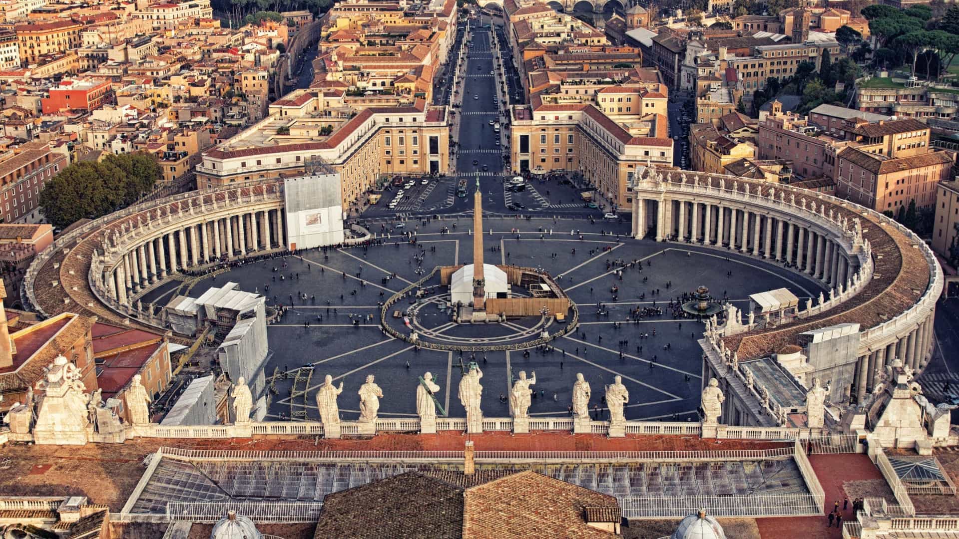 Vaticano abrirá seus arquivos em março de 2020, e ufólogos acreditam na revelação da existência de vida alienígena inteligente