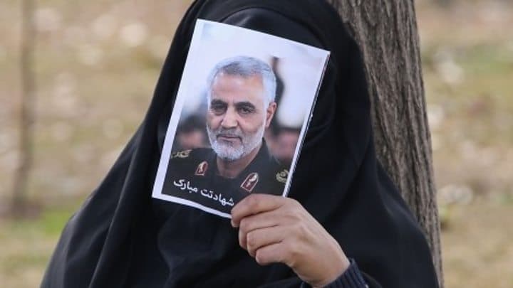 Facebook remove posts de apoio ao general iraniano Soleimani