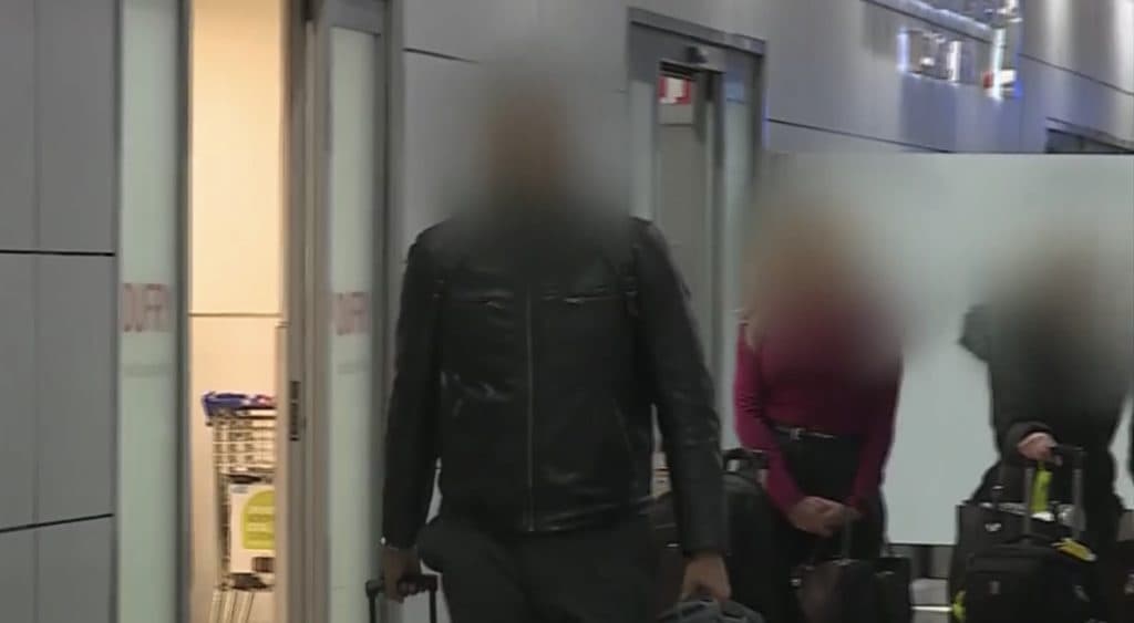 Chega a Confins mais um avião fretado pelo governo americano com brasileiros deportados dos EUA
