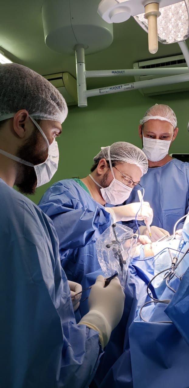 Em Natal, paciente faz cálculos matemáticos durante cirurgia no cérebro