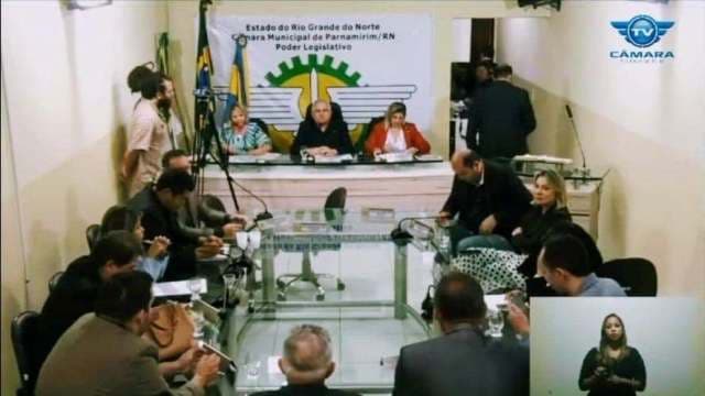 FOTOS: Sessões da Câmara Municipal de Parnamirim ganham tradução em Libras