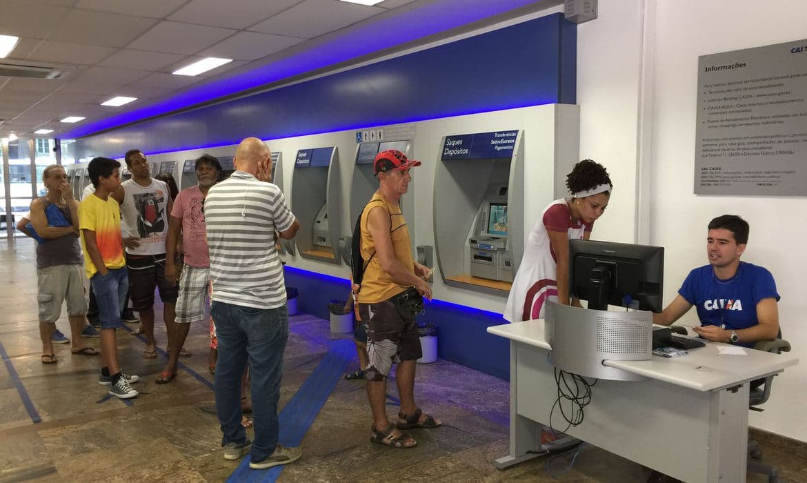 Banco Central lança sistema de pagamento instantâneo no Brasil; PIX surge no país como alternativa junto com TED, DOC, boleto, cheque e cartões