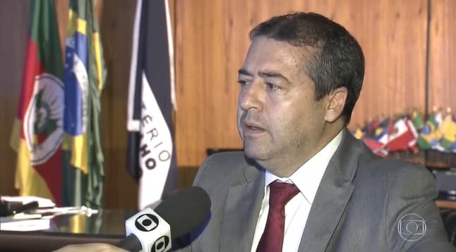 Alvo de operação da PF, ex-ministro do Trabalho é exonerado da presidência da Funasa
