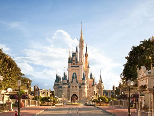Disney manterá parques e hotéis fechados em todo o mundo até, pelo menos, junho