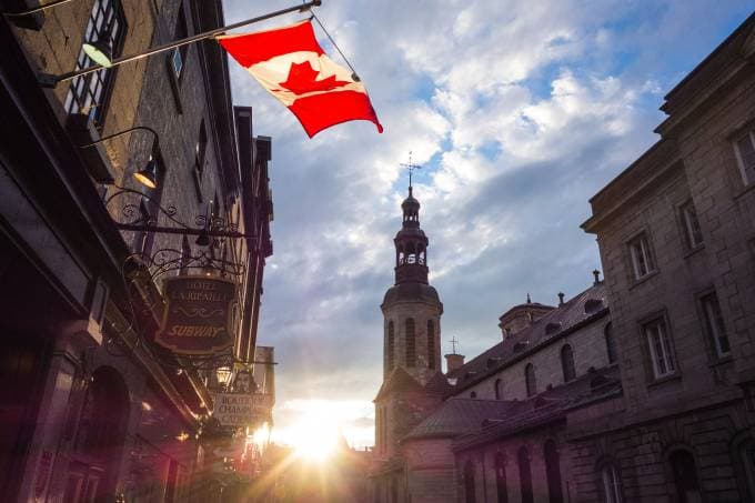 Empresas recrutam brasileiros para 250 vagas no Canadá