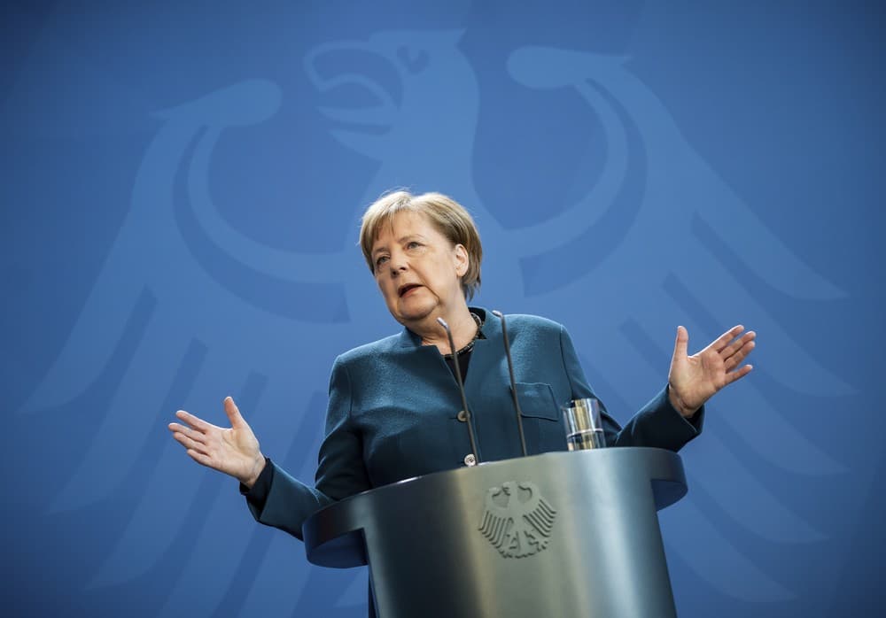 Angela Merkel, chanceler da Alemanha, faz quarentena após contato com médico infectado por coronavírus